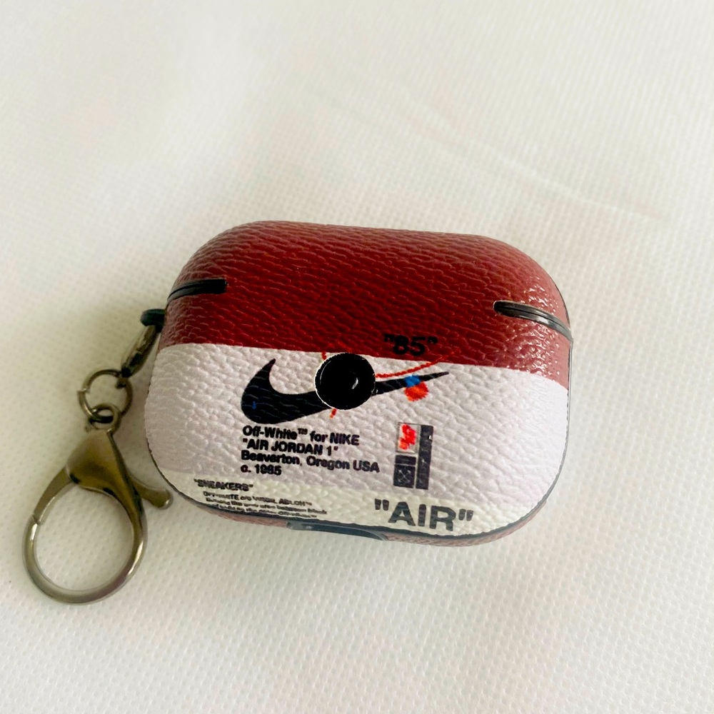 Fashionable Nike AirPods Pro case